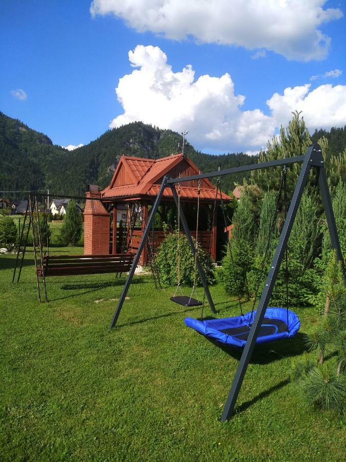 Pokoje z aneksami kuchennymi u Wiktorii Sromowce Niżne Exteriér fotografie